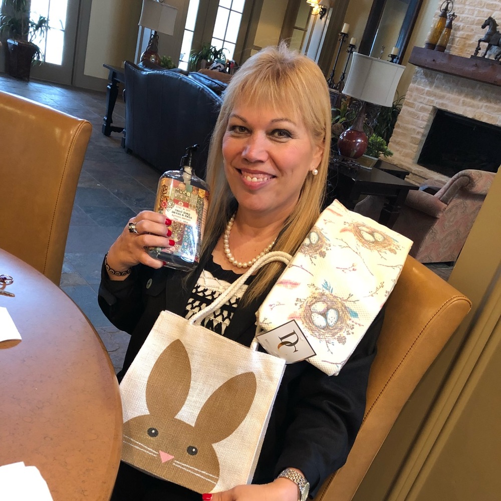 Meet your Posher, Tanya